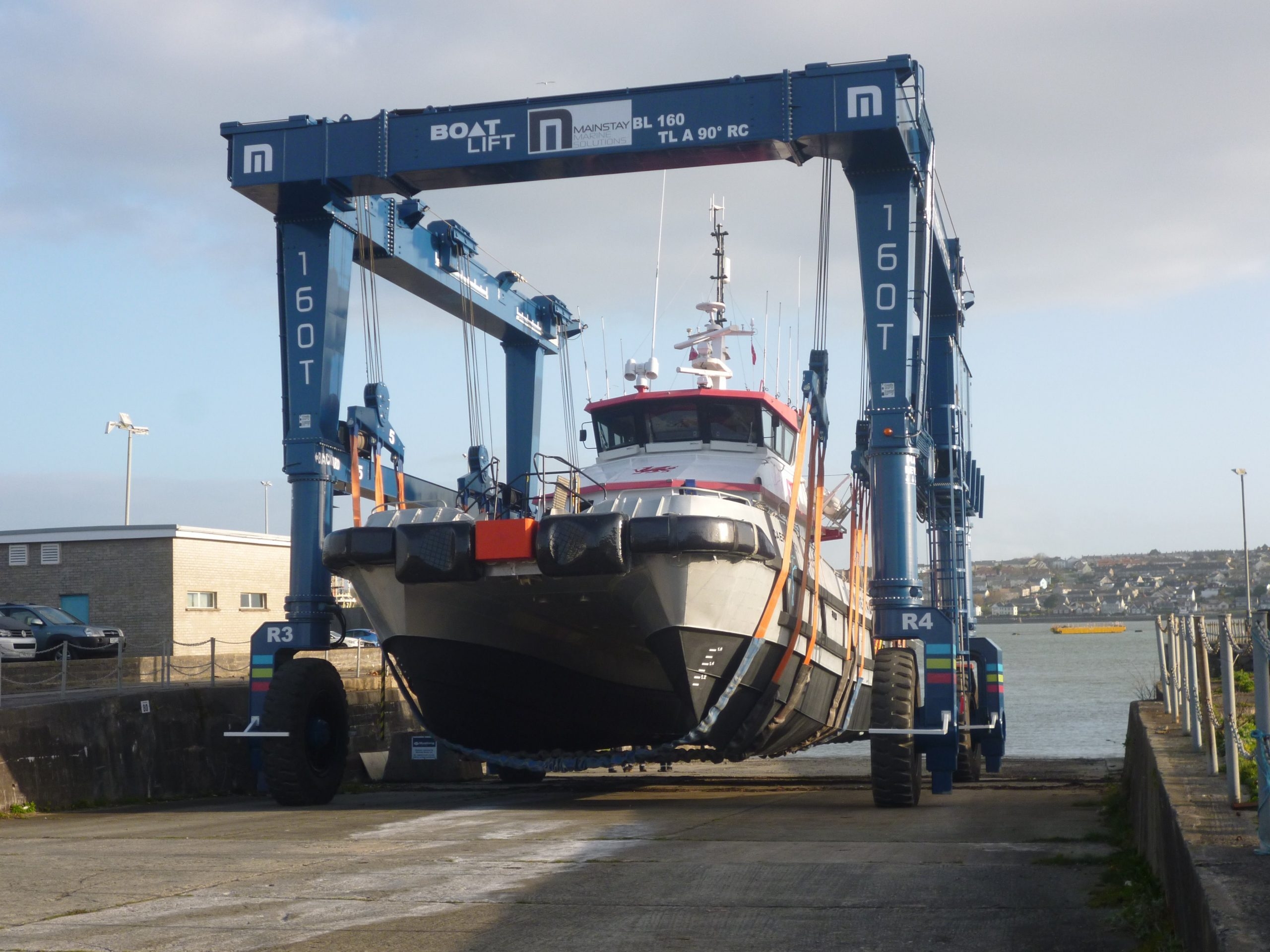 Eight UK businesses awarded £2m from the Offshore Wind Growth Partnership